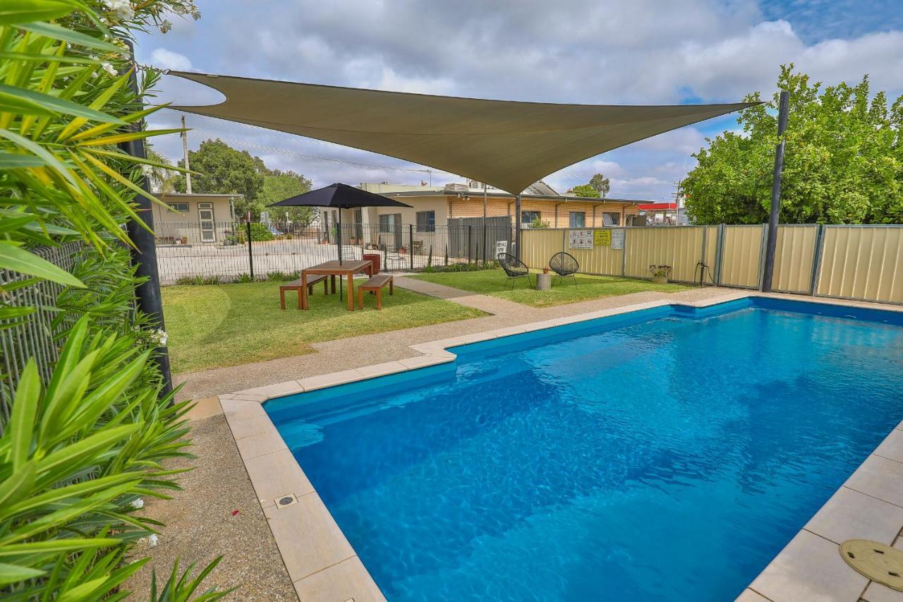 Robinvale Bridge Motel ภายนอก รูปภาพ