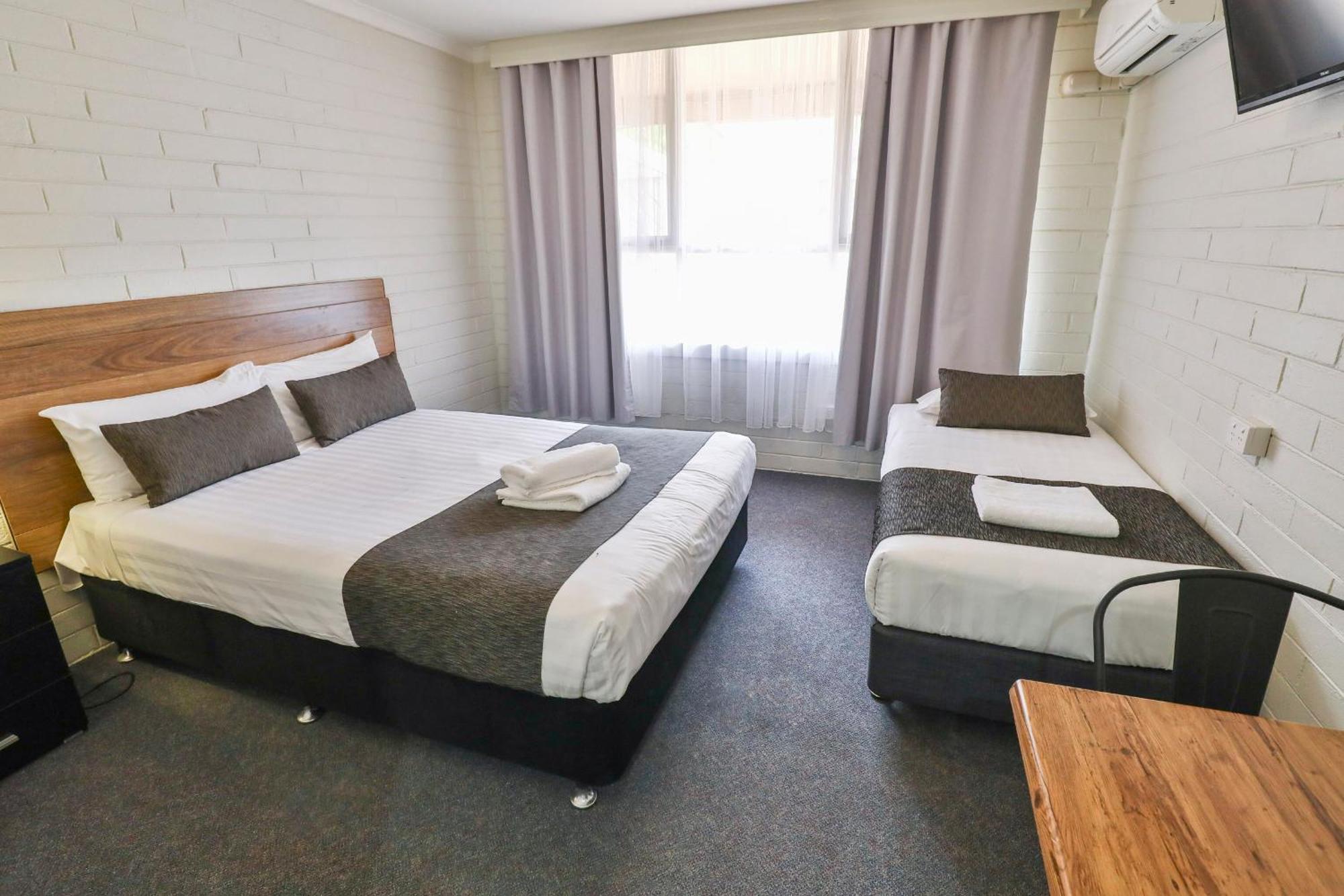 Robinvale Bridge Motel ภายนอก รูปภาพ