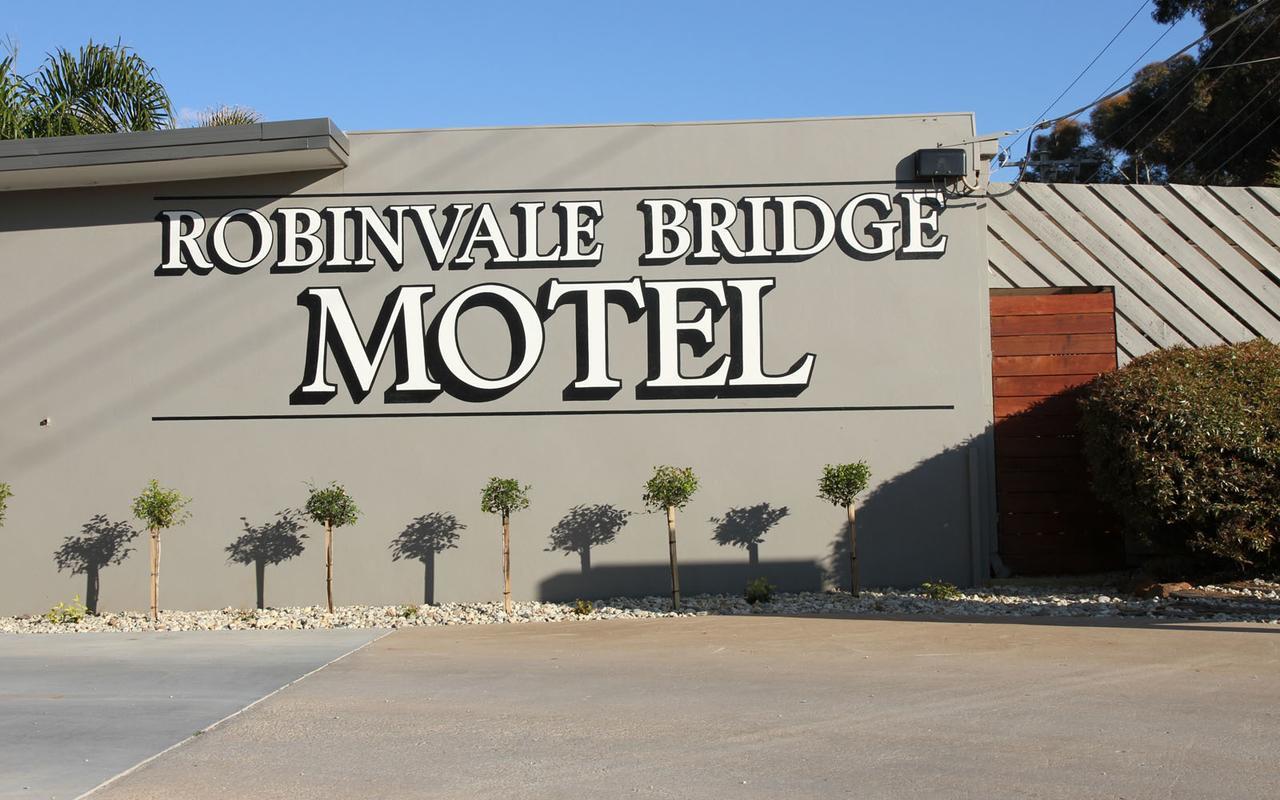 Robinvale Bridge Motel ภายนอก รูปภาพ